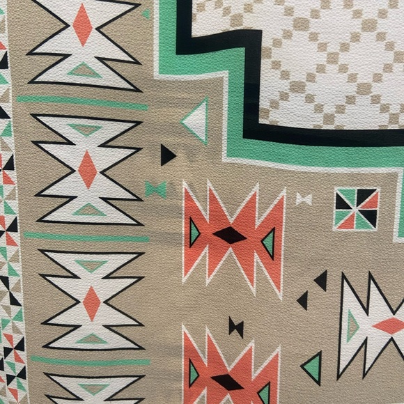 🔴5/$15 Uncle Frank Beige and Black Geometric Dress - Picture 2 of 5